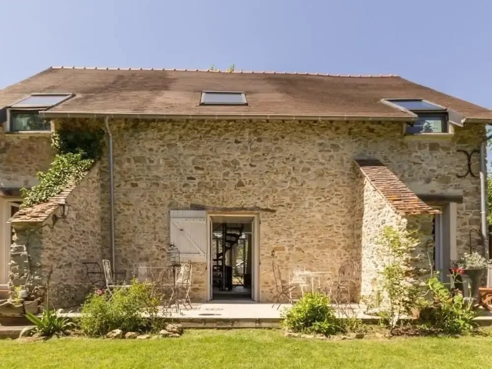 La Grange de La Guesle - Photo 1