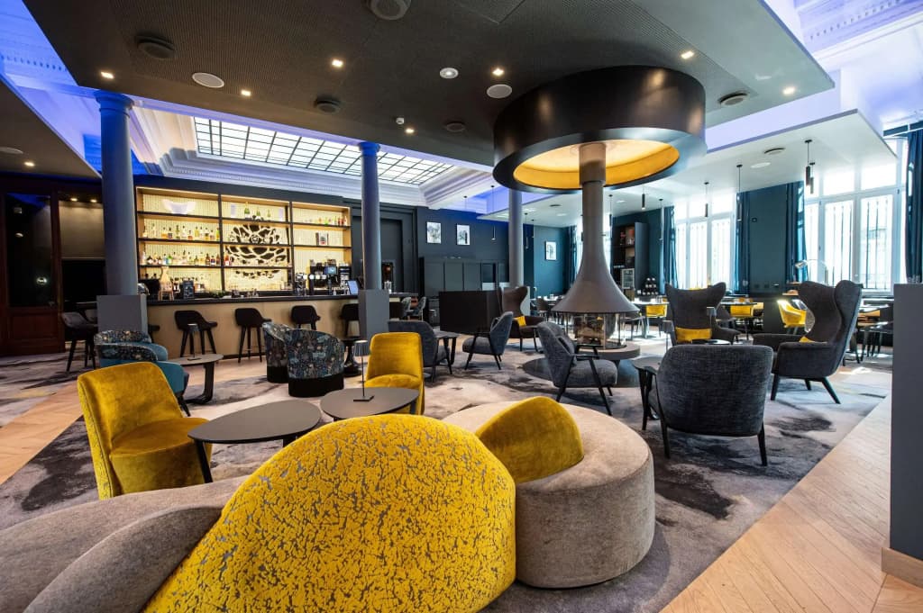 Best Western Premier Le Chapitre Hotel & Spa - Photo 1