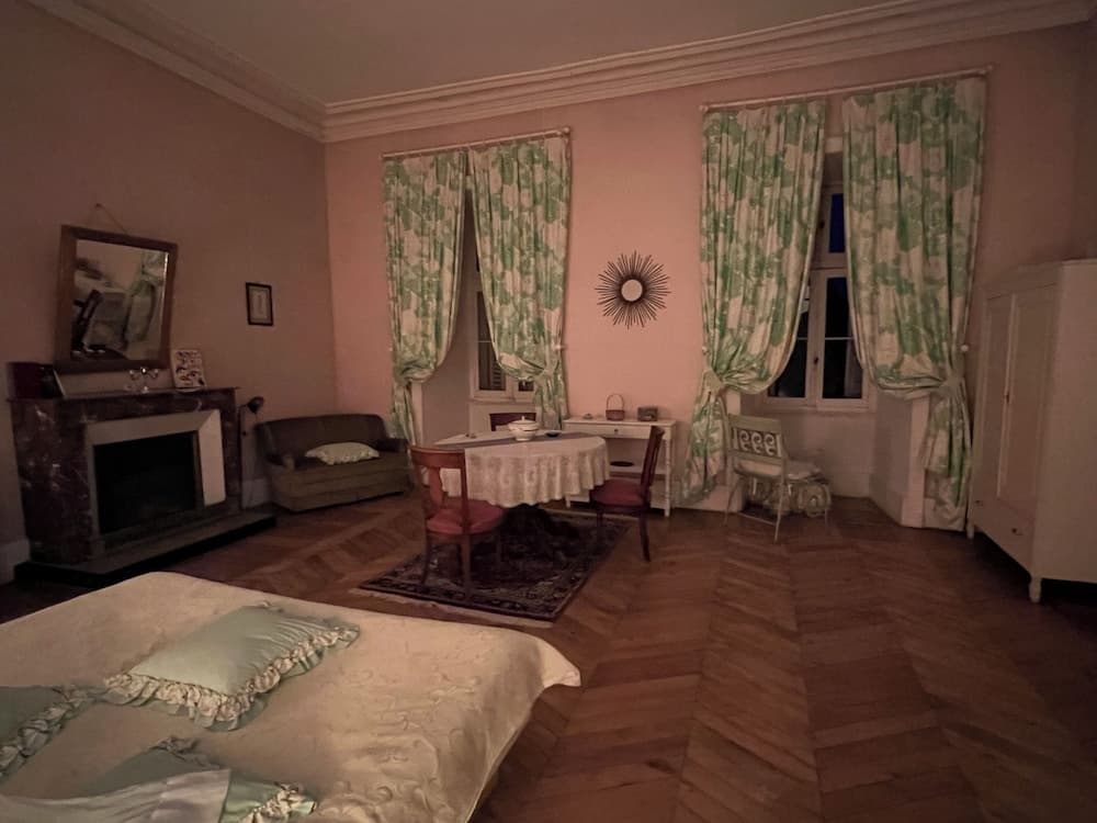 Chateau de Busset - Photo 4