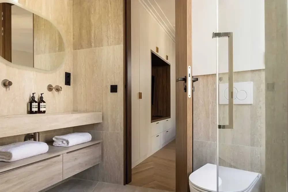 Apartment for 8 People in Grenelle - Miniature 7