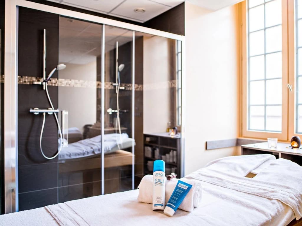 Grand Hotel & Spa Uriage - Photo 4