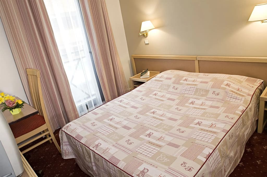 Hotel Amelie - Photo 4