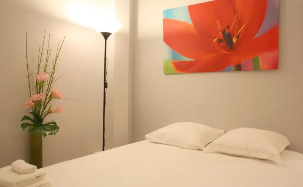 Apartments Paris Centre - At Home Hotel - Photo 3