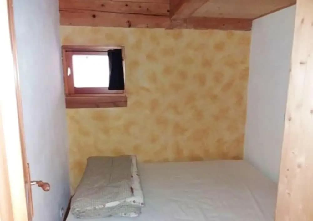 Apartment With 3 Bedrooms in Peisey-nancroix, With Wonderful Mountain View, Enclosed Garden and Wifi - 22 km From the Slop...
