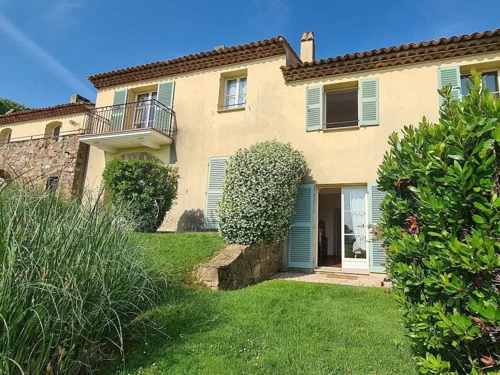 Holiday Flats at Domaine de Saint-endreol With Golf, SPA and Pool - Photo 1