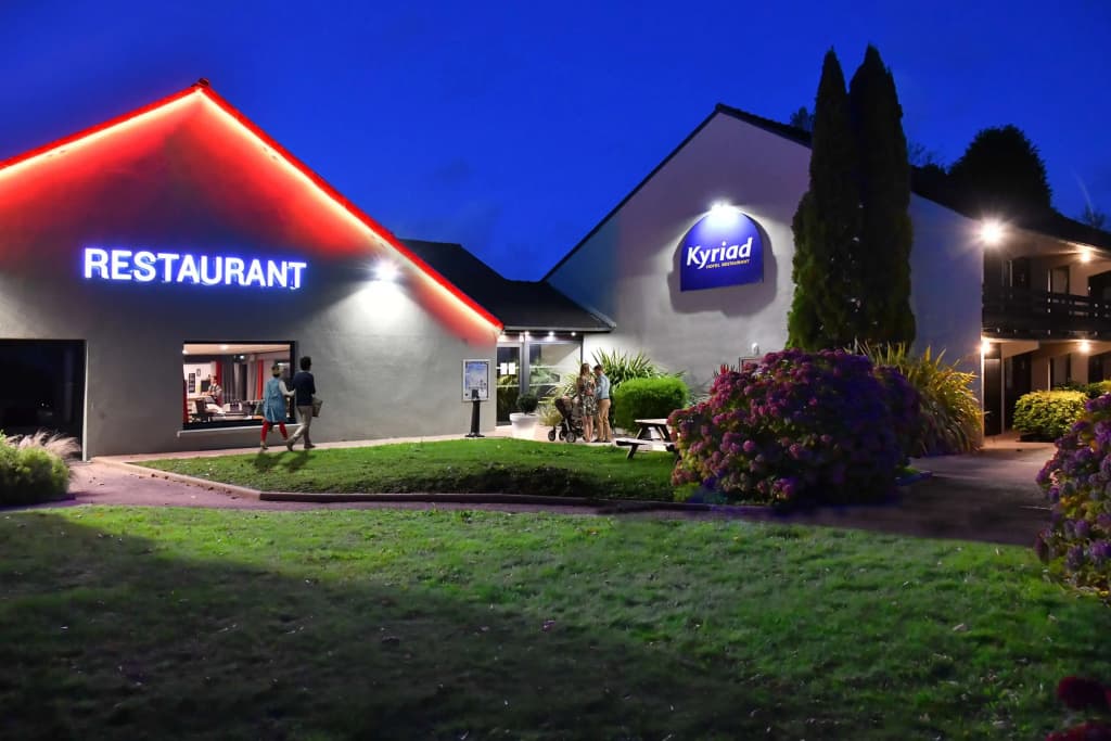 Kyriad Lannion - Photo 1