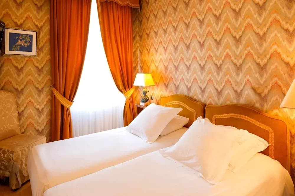 Logis Hotel De La Poste - Photo 5