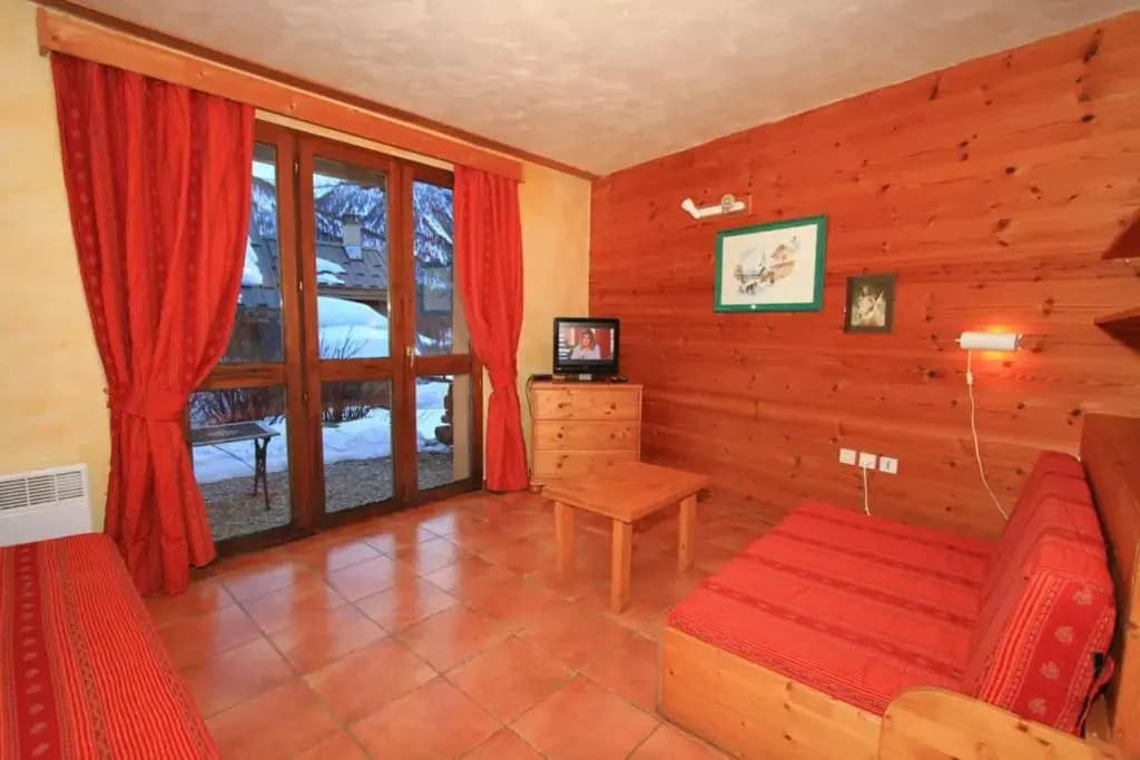 Le Barlèt23 pers Hameau des Chazals Nevache Hautes Alpes - Photo 2