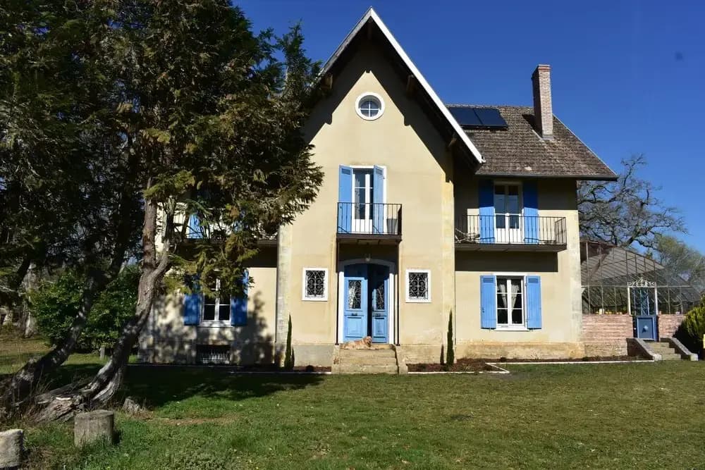 Baccara Lodge - Photo 1