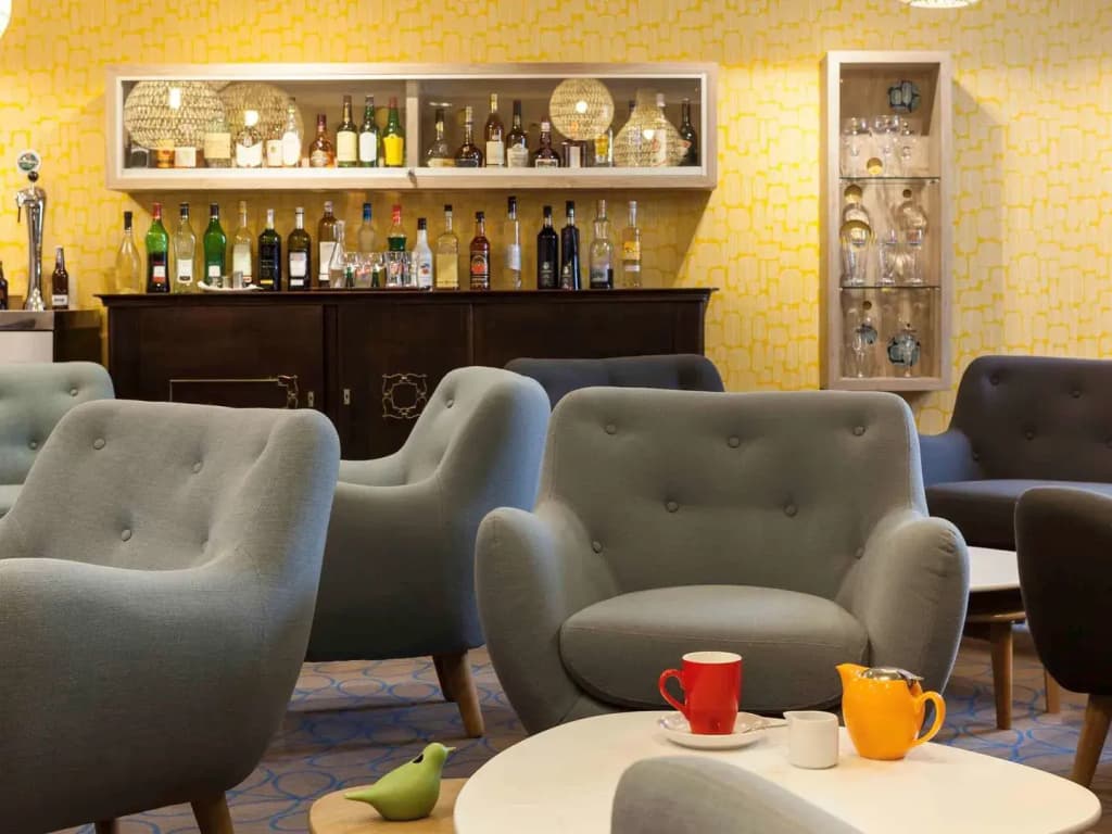 ibis Styles Chaumont Centre Gare - Photo 2