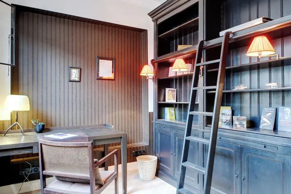 Paris Green House Residence - Miniature 6