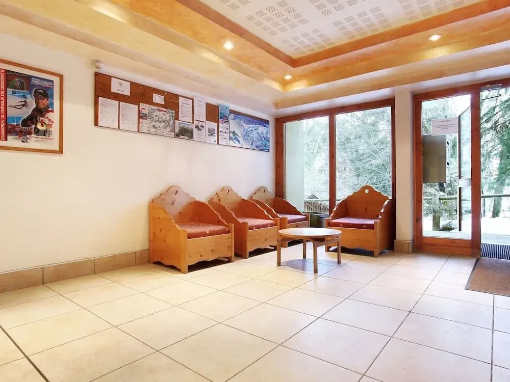 Alpine Studio w/ Balcony - Photo 2