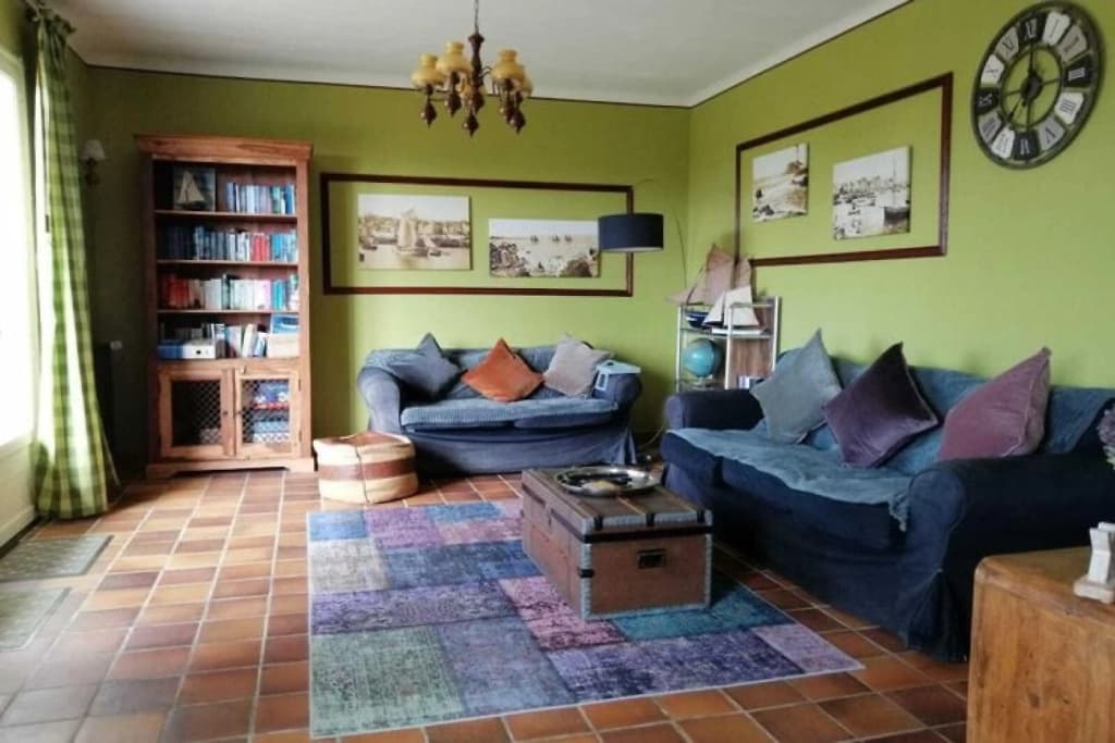 Holiday Home in Plozevet Near Beaches - Photo 1