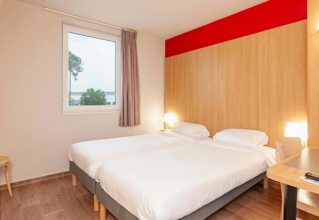B&B HOTEL Mont-de-Marsan - Photo 5