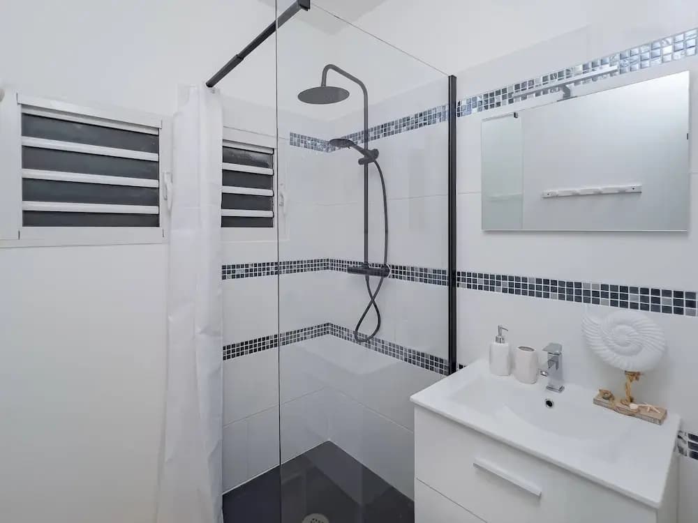 Crystal Beach Suite - Miniature 6