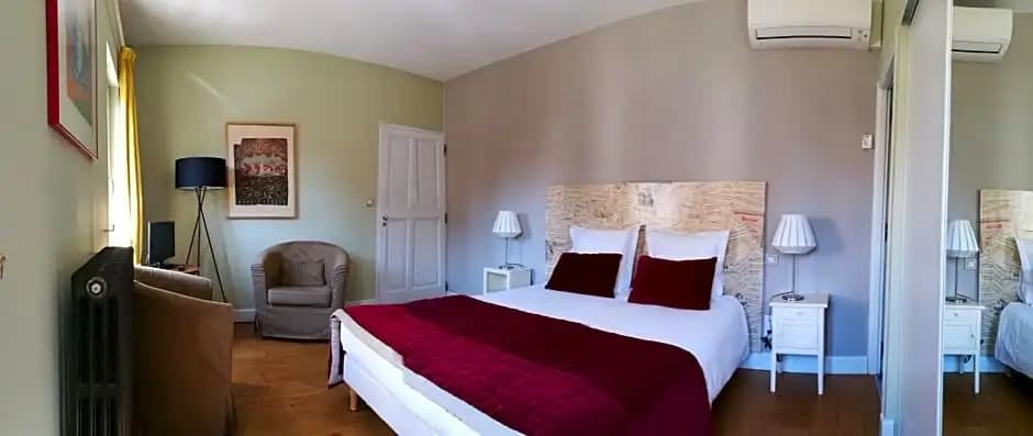 L'Observance Bed & Breakfast - Photo 3