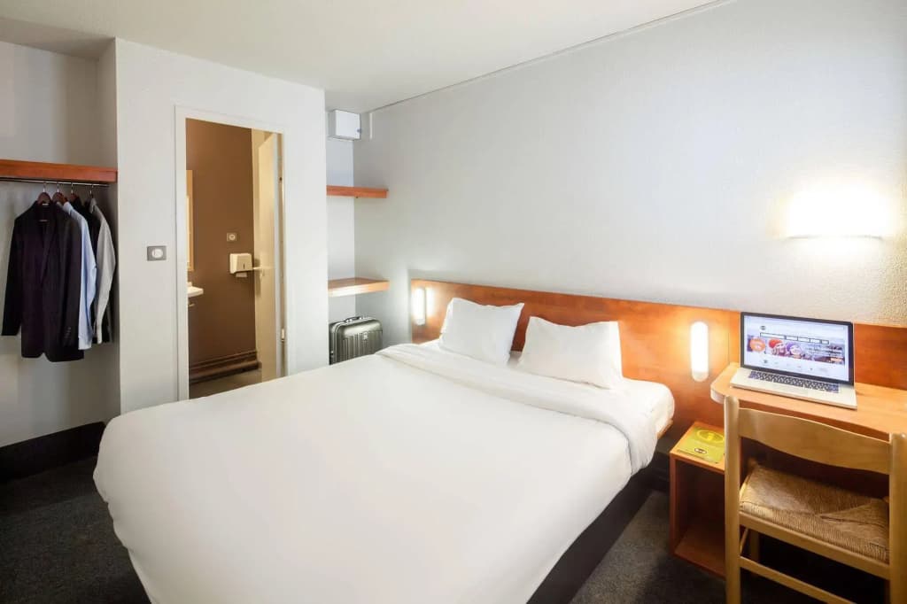 B&B HOTEL Orgeval - Photo 4