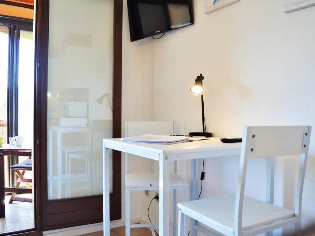 Appartement Bormes-les-Mimosas, 1 pièce, 4 personnes - FR-1-251-77 - Photo 2