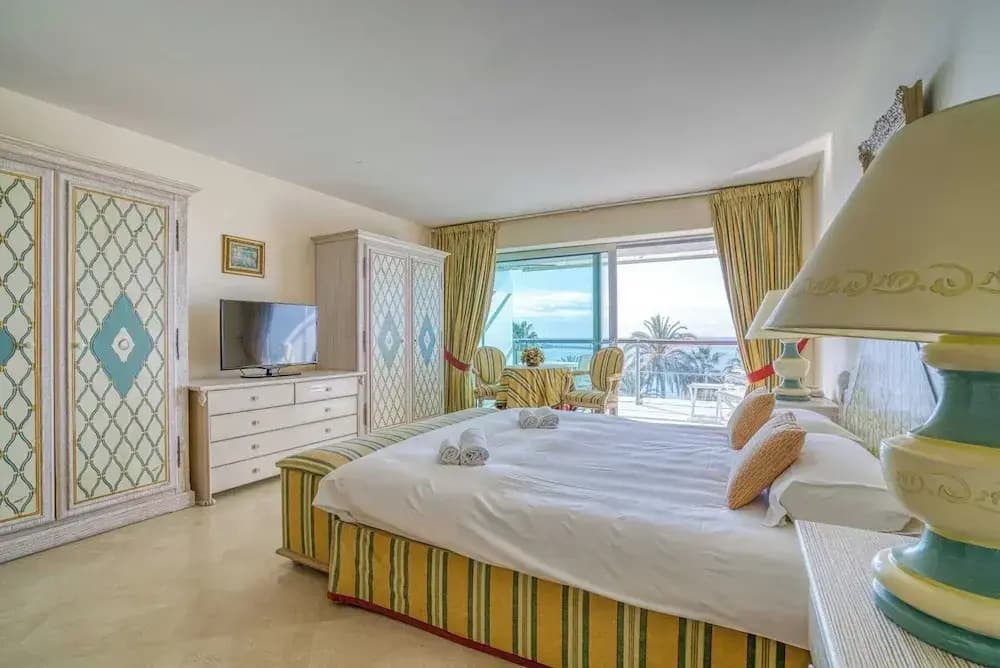 Apartment 60sqm on the Croisette - Balcony With sea View - Photo 4