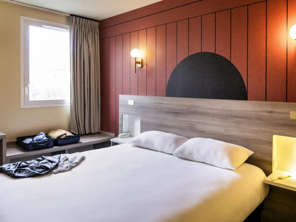 ibis Styles Versailles Saint Quentin en Yvelines - Photo 2