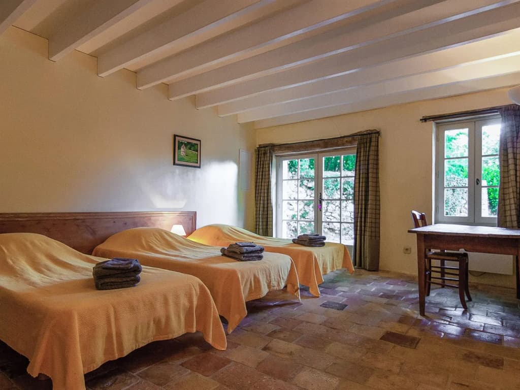 Sprawling Mansion in Aquitaine with Swimming Pool - Photo 4