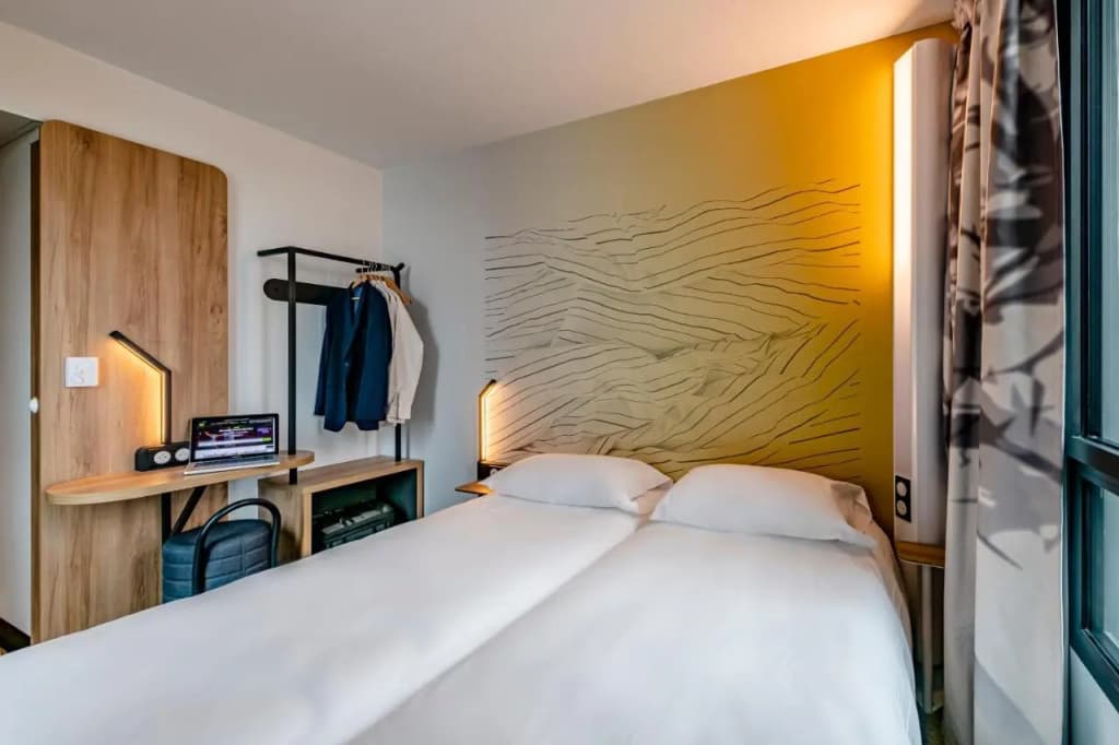 B&B HOTEL Landerneau Bois Noir - Photo 4