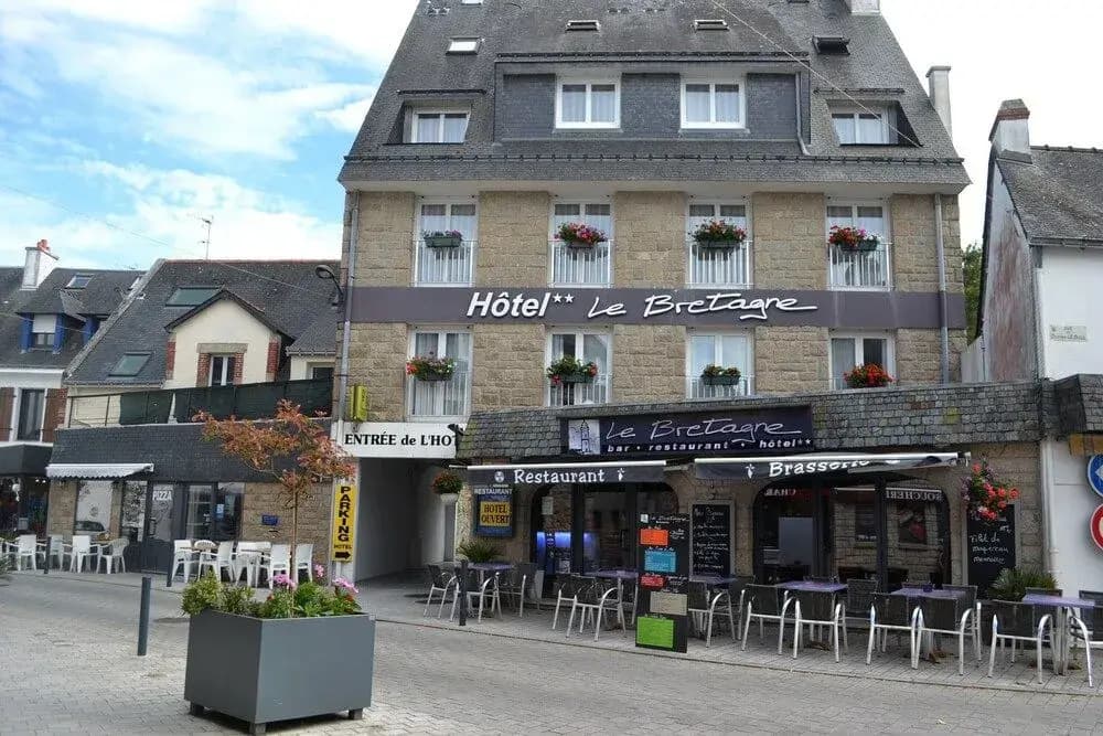 Hotel De Bretagne - Photo 1