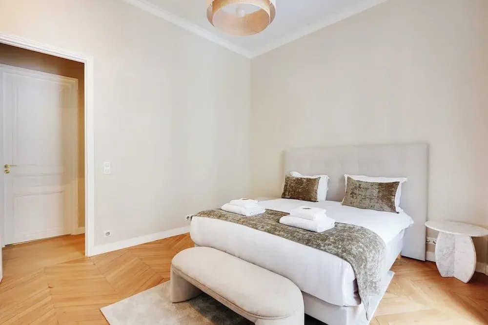 Spacious Apartment - 2br/4p - Arc de Triomphe - Miniature 6