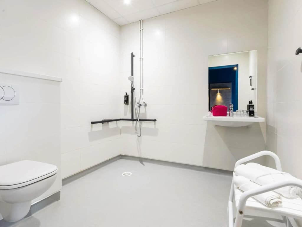 ibis budget Épinal - Miniature 7