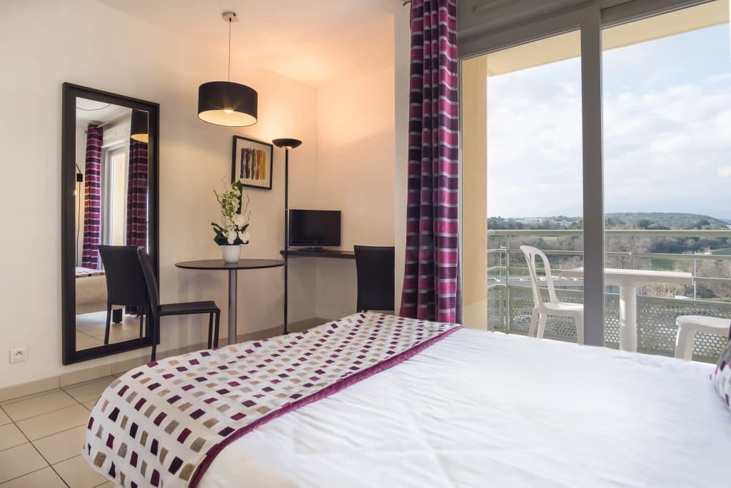 Nemea Appart Hotel Green Side Biot Sophia Antipolis - Photo 3