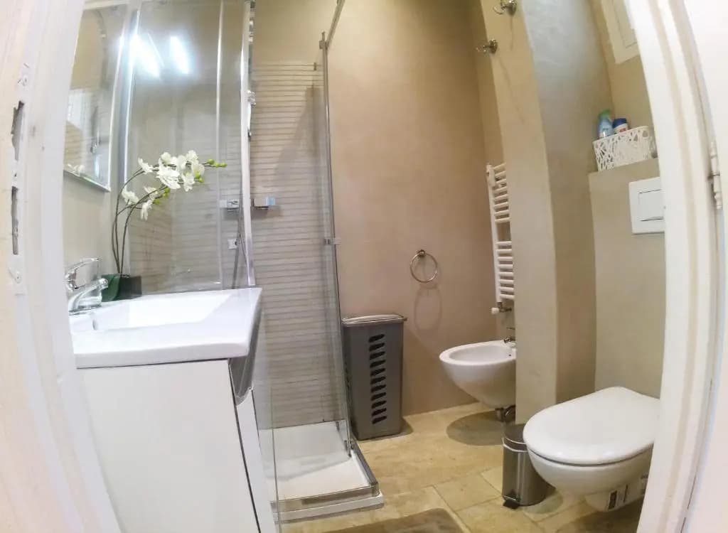 Apartment in the heart of Nice - Miniature 7