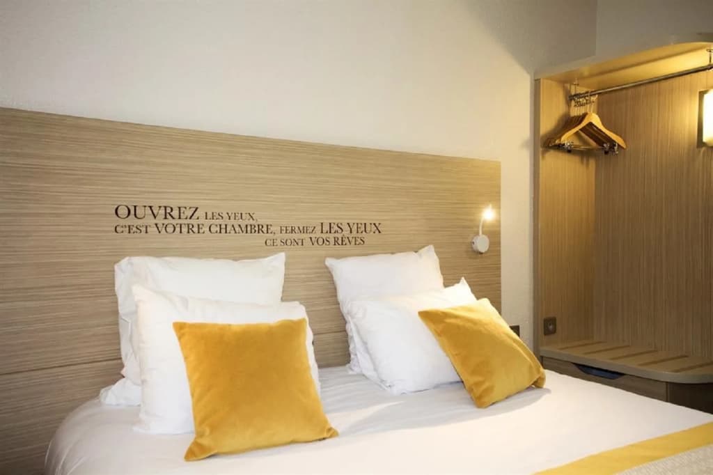 Hotel Kyriad Lyon Est - Bron Eurexpo Le Cottage - Photo 4