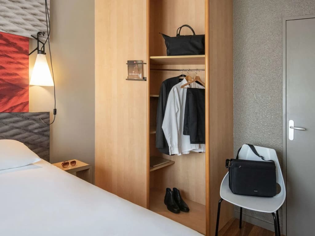 ibis Cannes Plage La Bocca - Miniature 6