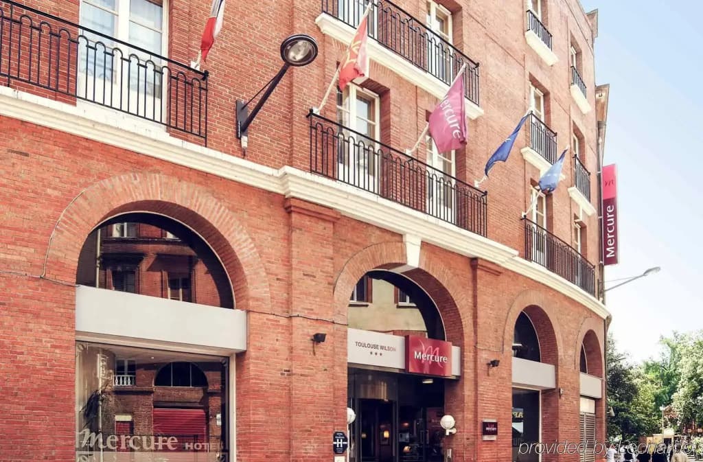 Mercure Toulouse Centre Wilson Capitole hotel - Photo 1
