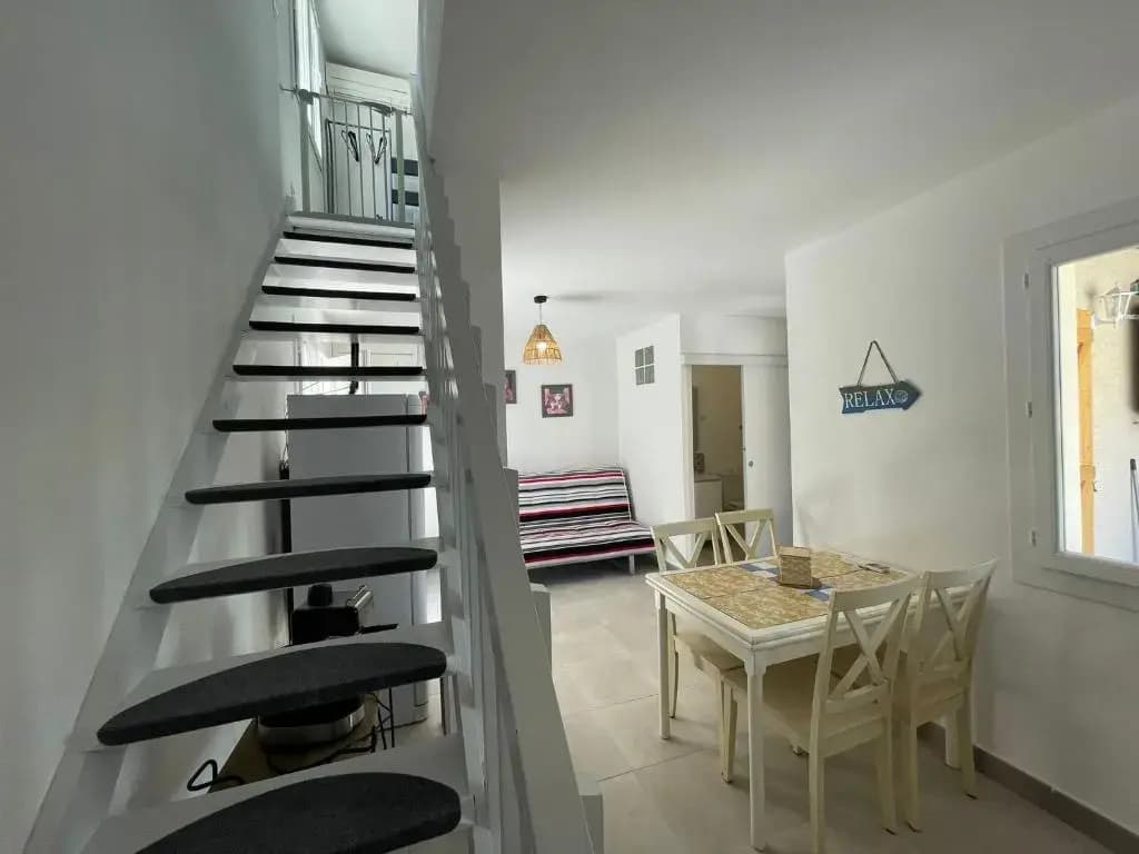 Un séjour de détente dans une villa de 44m2 proche centre - Miniature 6