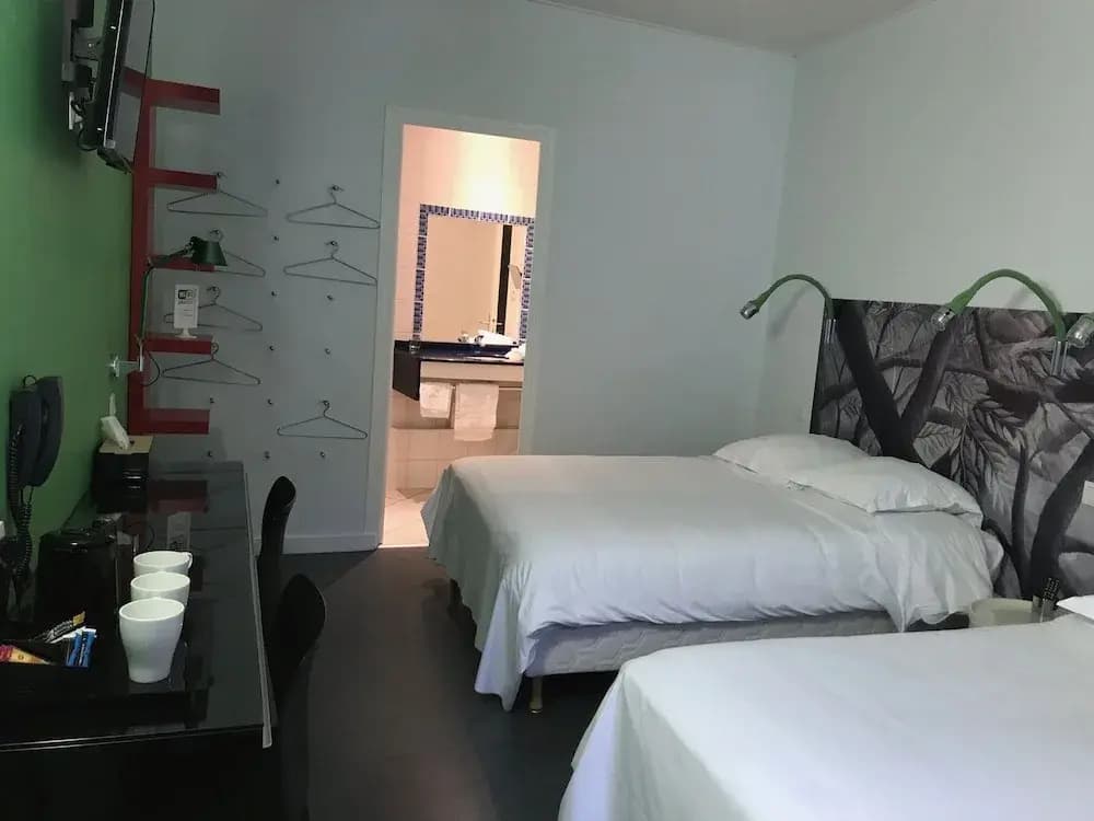 Hôtel Continental - Photo 4