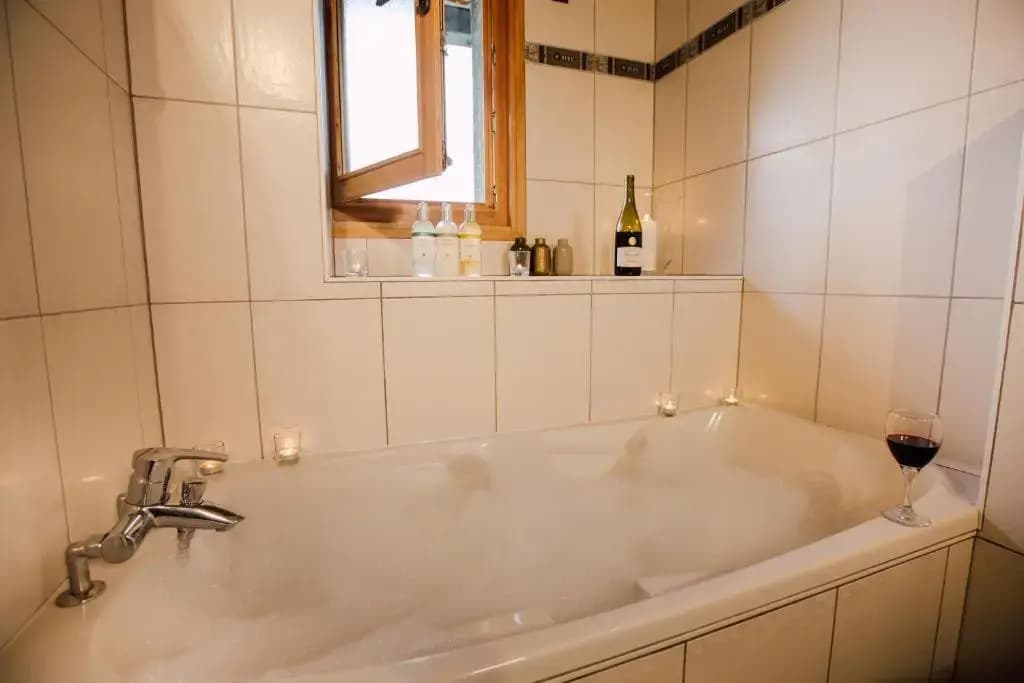 Ferme A Jules - Stunning Farmhouse sleeps up to 26 - Miniature 6