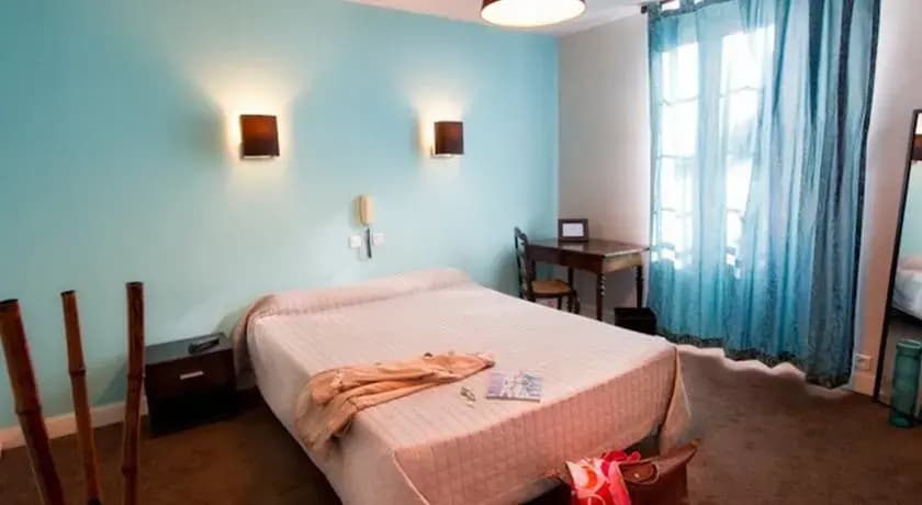 Hôtel du Fer à Cheval - Photo 2