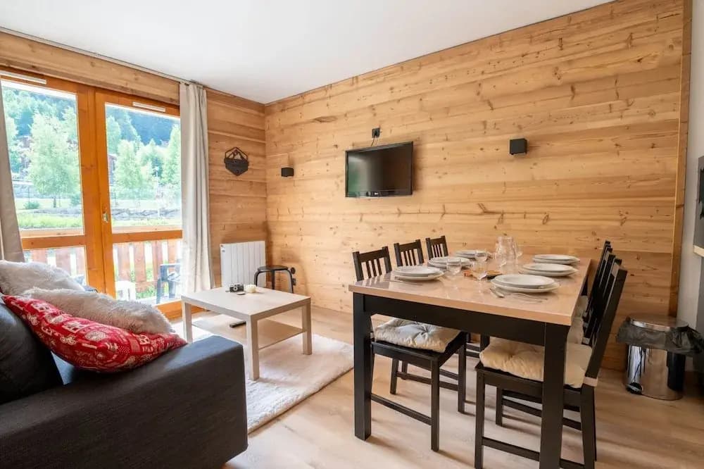 Apartment in Modane With Mountain Views - Photo 1