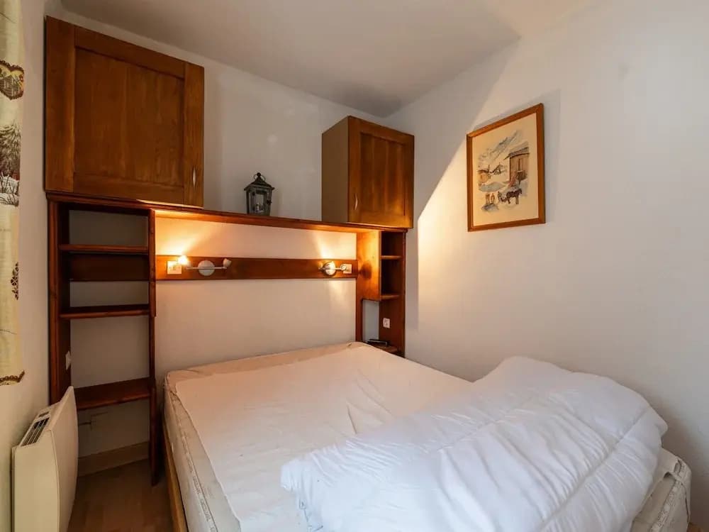 Apartment in Morillon Near Ski Slope - Photo 3
