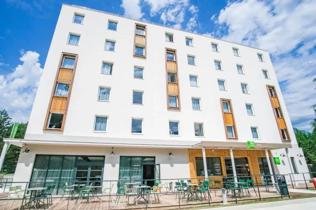 ibis Styles Albertville - Photo 1