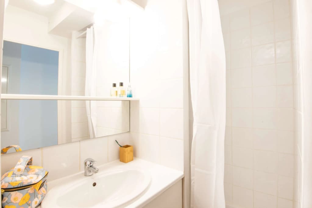 Comfort Aparthotel Aix Le Tholonet - Miniature 7