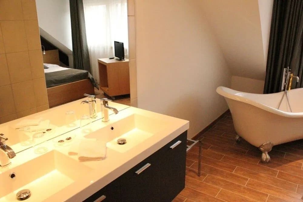 ART Hôtel - Miniature 8