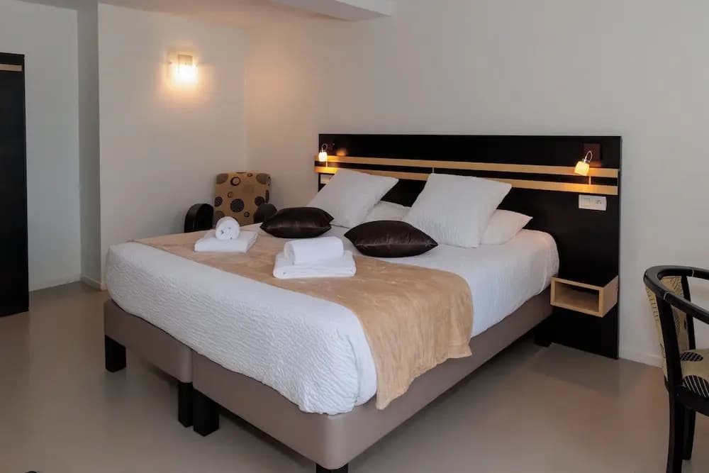Logis Hôtel Auberge de la Xaintrie - Photo 2