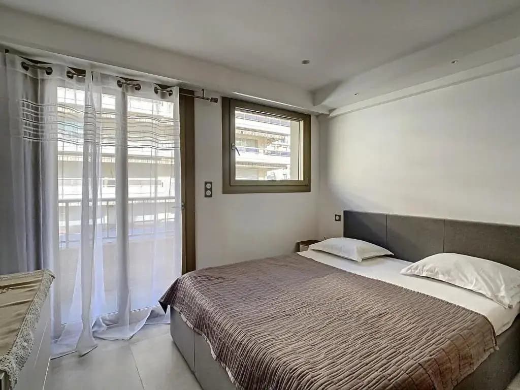 Majestic Apartment - Photo 5