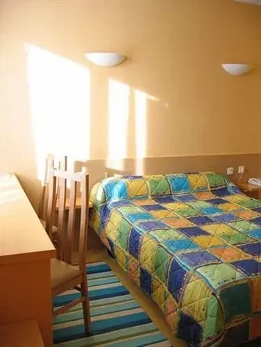 Motel Savinien - Photo 5