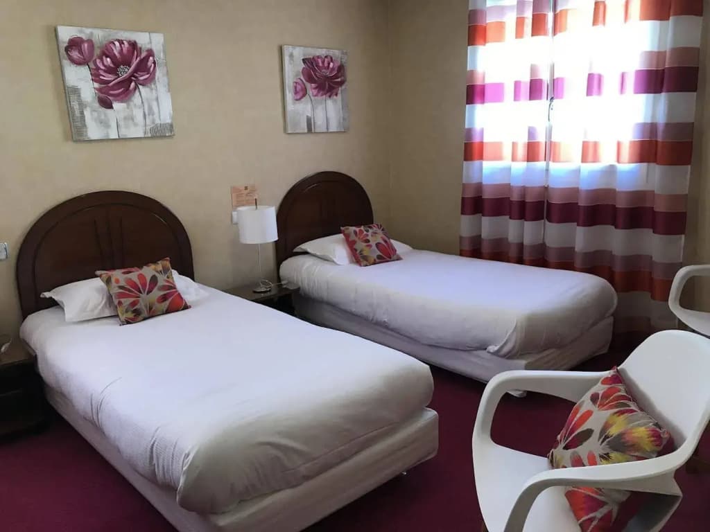 Logis Auv'hotel - Photo 4