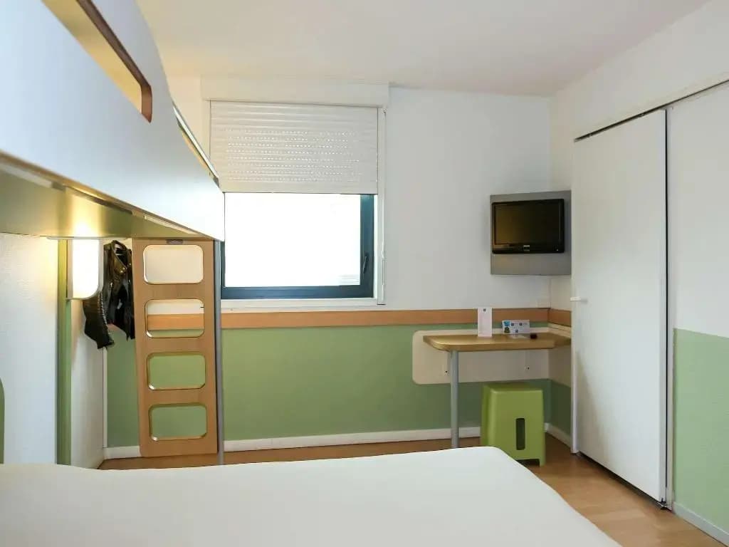 Ibis Budget Castelnaudary - Miniature 6
