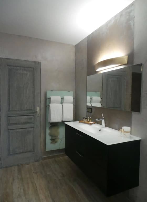 Isulella Hotel & restaurant - Miniature 7