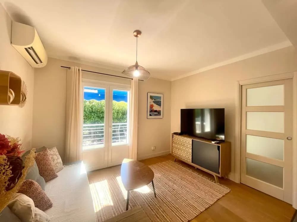 Cozy Apartment for 2 in Antibes - Photo 2